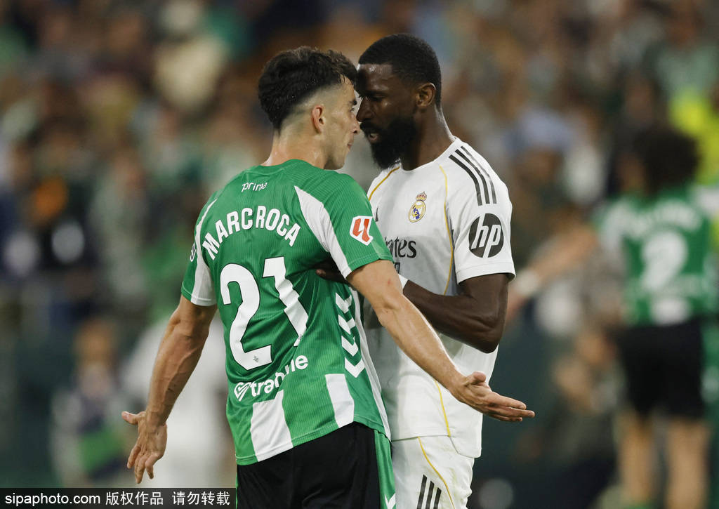 西甲-姆巴佩进球被吹+伤退维尼修斯破门 皇马1-1遭贝蒂斯绝平